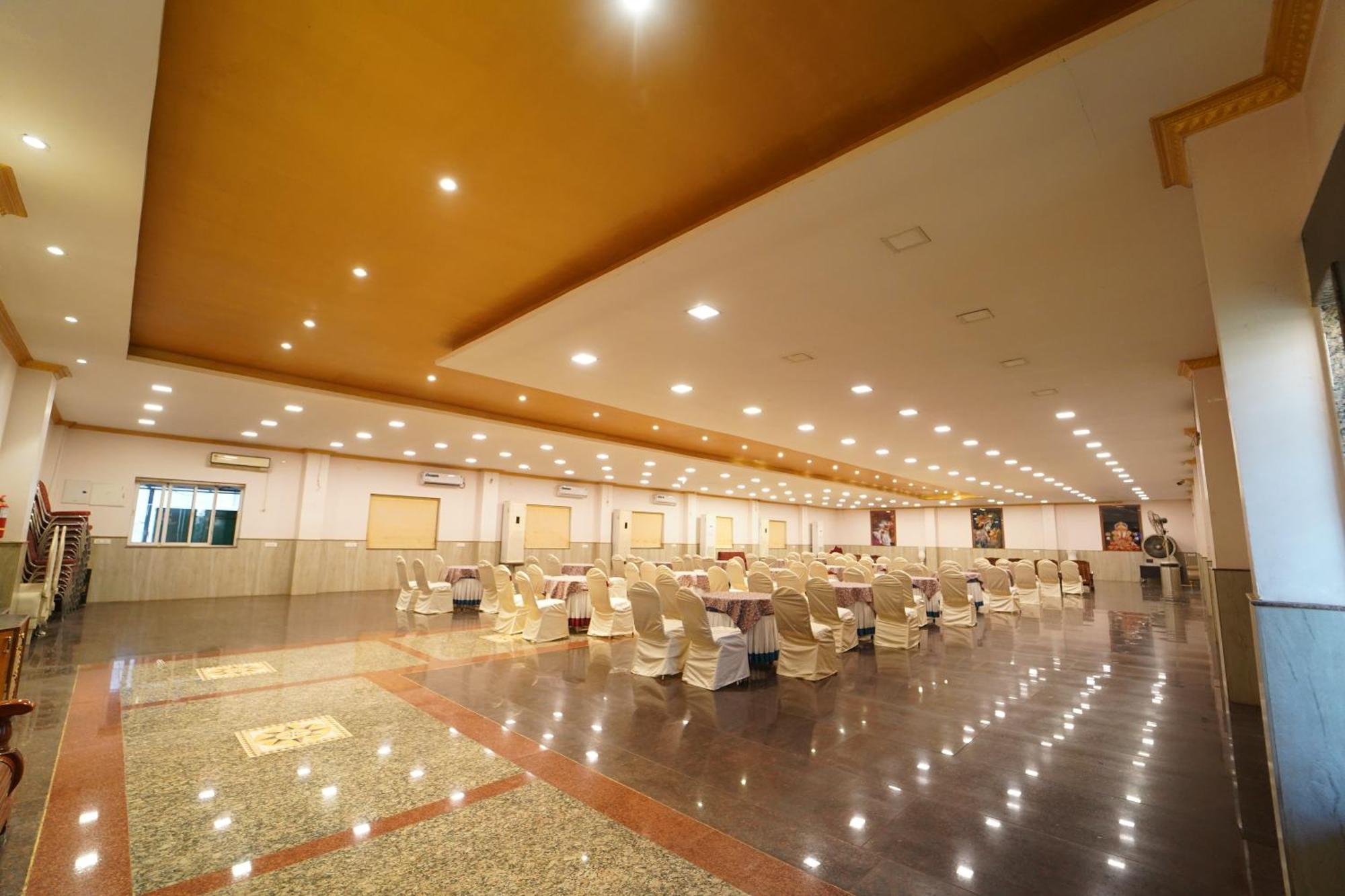 Hotel Ananta Sayana ブバネーシュワル エクステリア 写真