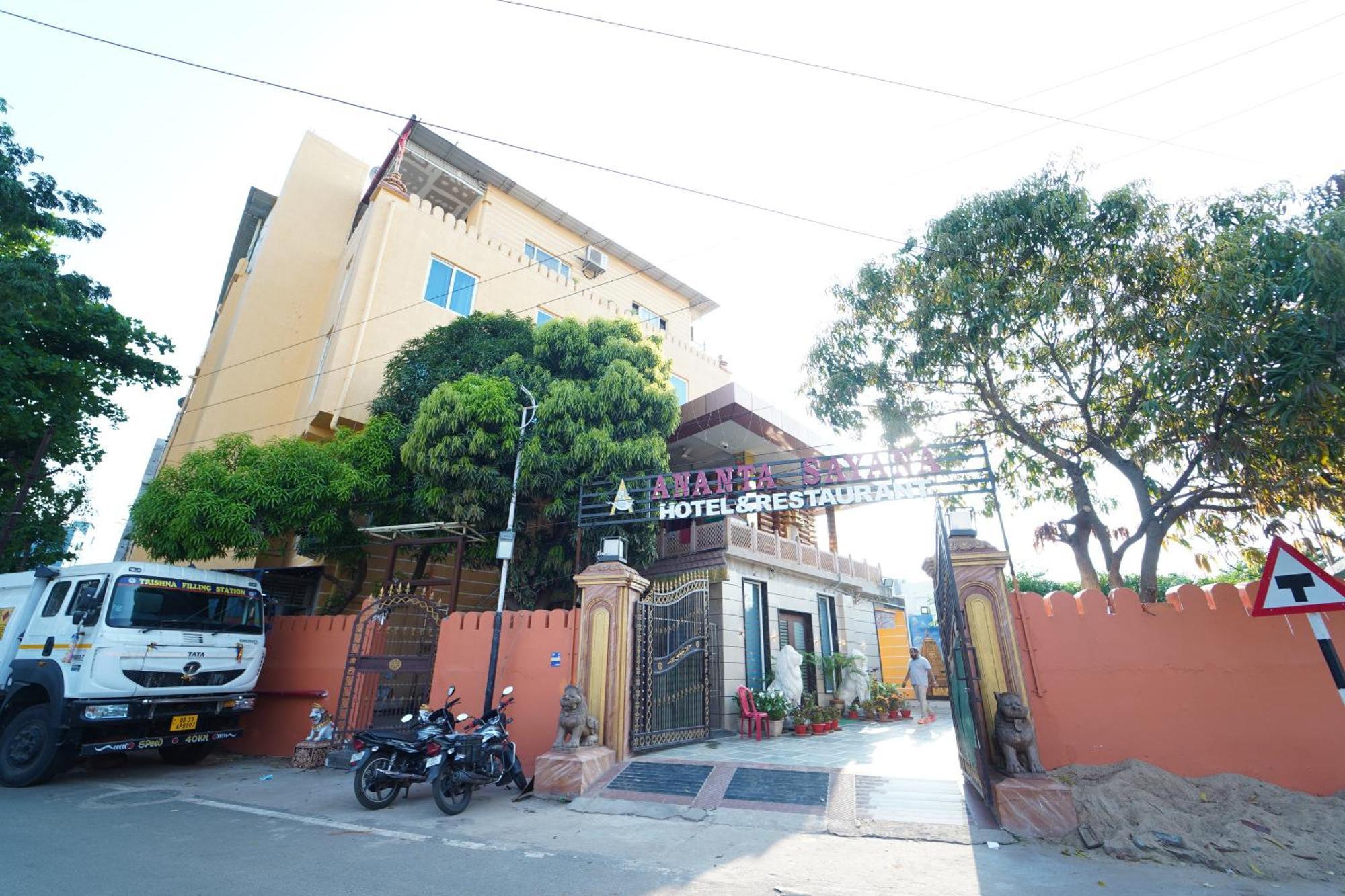 Hotel Ananta Sayana ブバネーシュワル エクステリア 写真
