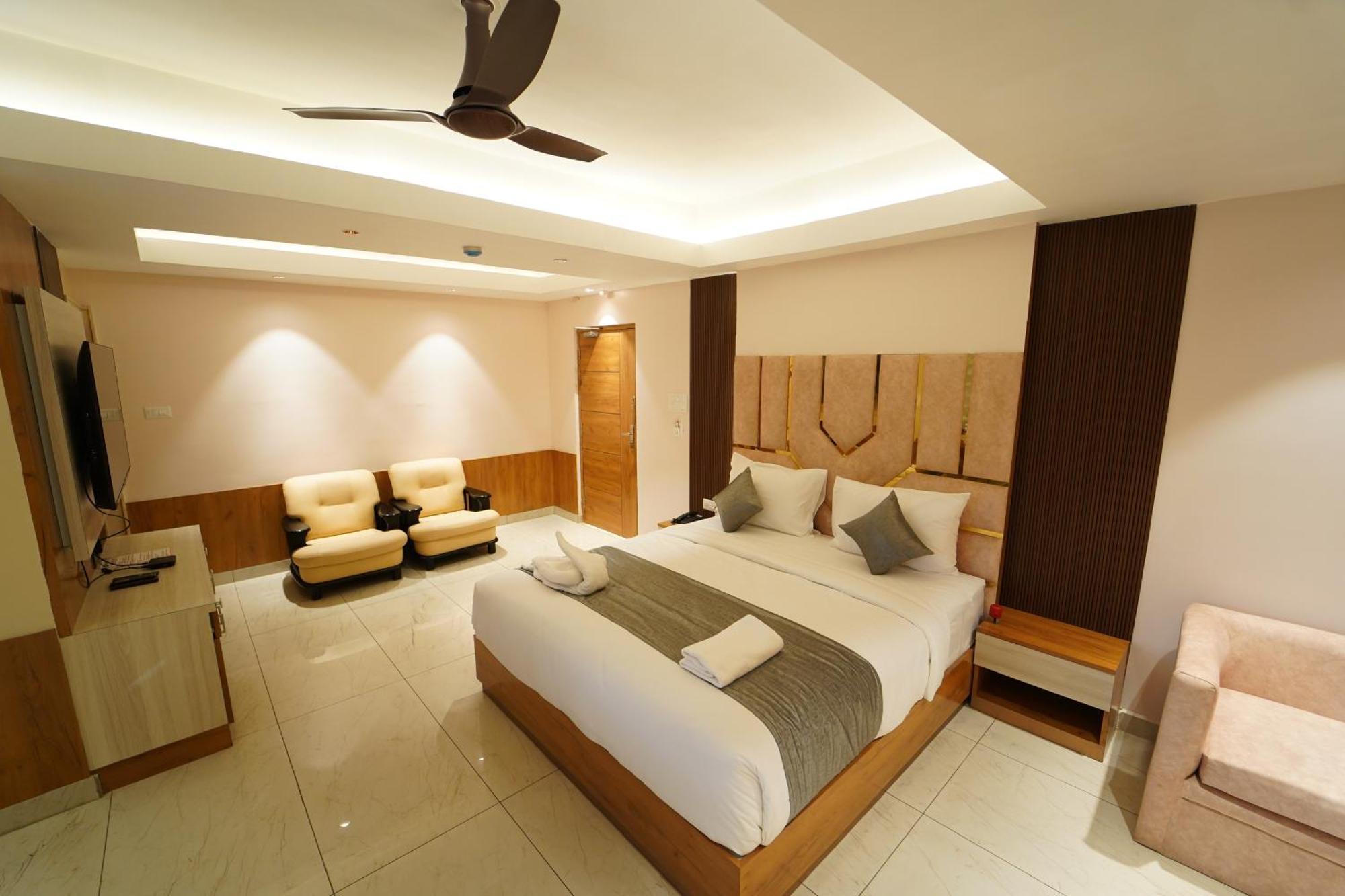 Hotel Ananta Sayana ブバネーシュワル エクステリア 写真