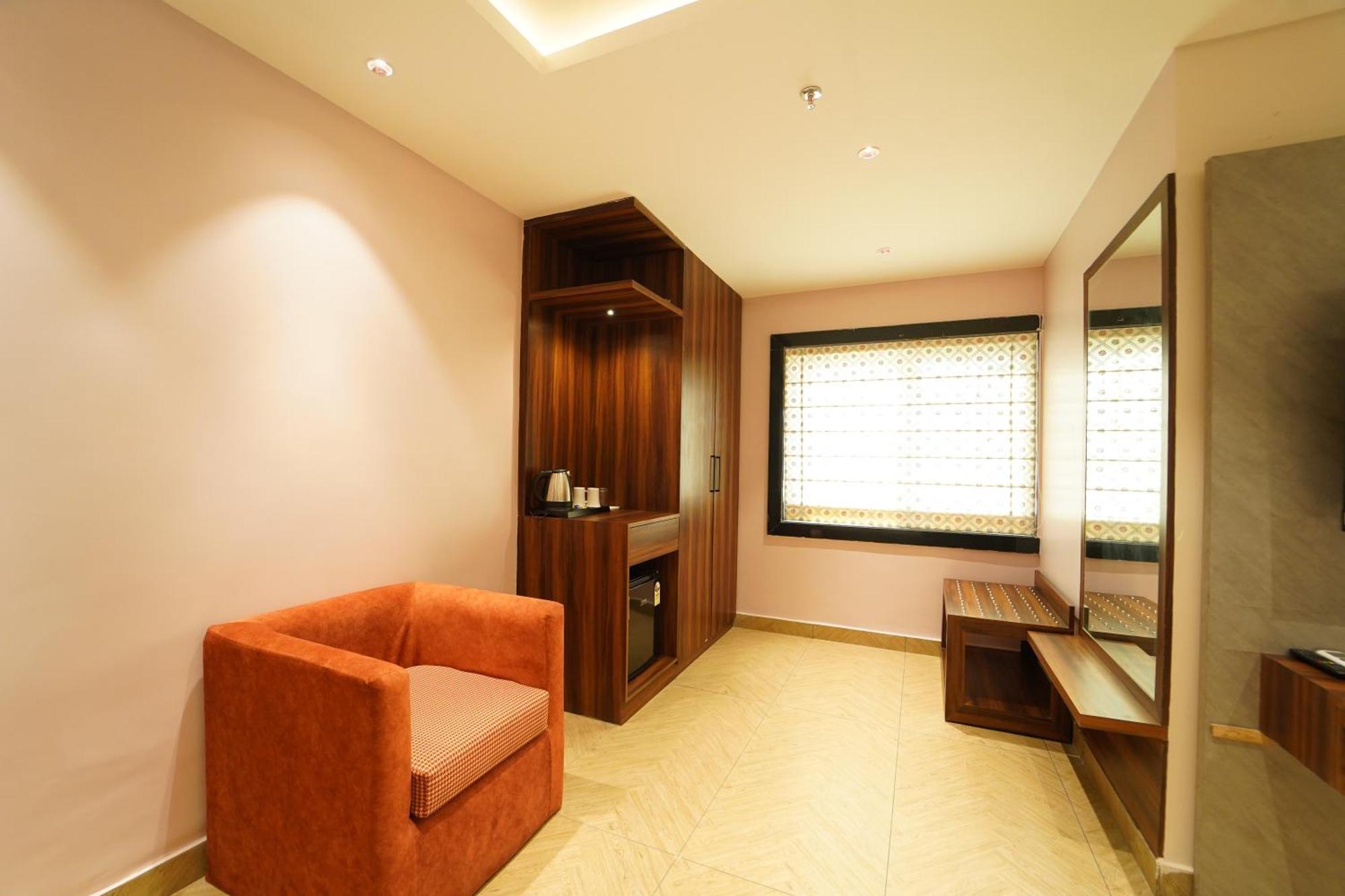 Hotel Ananta Sayana ブバネーシュワル エクステリア 写真